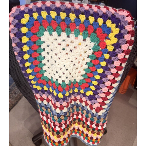Crochet Handmade Afghan Lap Throw Baby Blanket Vintage Granny Square 36x36 - Picture 6 of 8